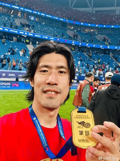 东体：吕文君回绝了其他俱乐部的报价，他未曾想过离开海港