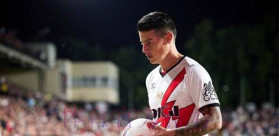 拉齐奥正在评估引进J罗的可能性 愿给400万年薪